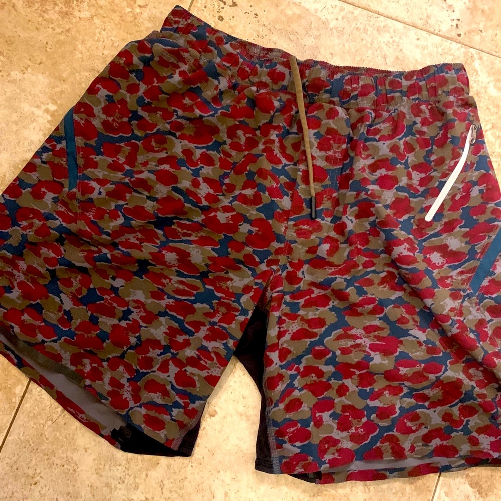 Lululemon Men's Shorts